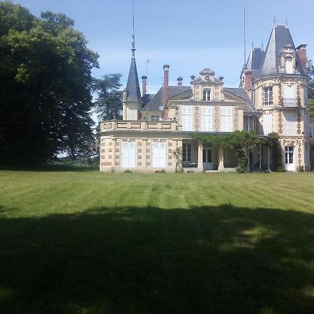 Chateau De Maucouvent Challuy 외부 사진