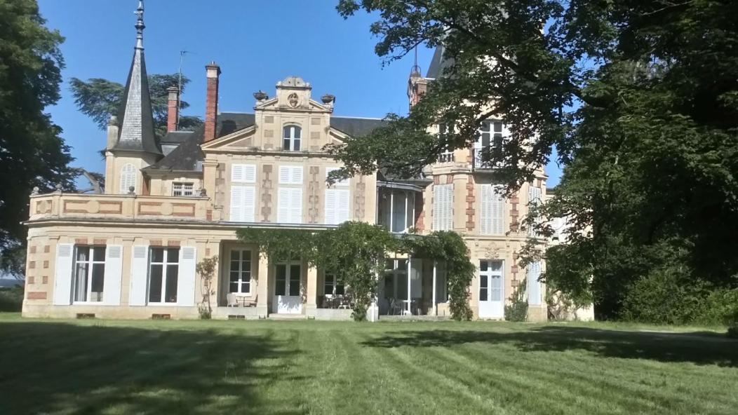 Chateau De Maucouvent Challuy 외부 사진