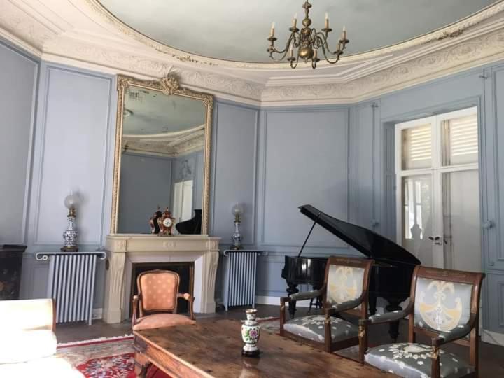 Chateau De Maucouvent Challuy 외부 사진