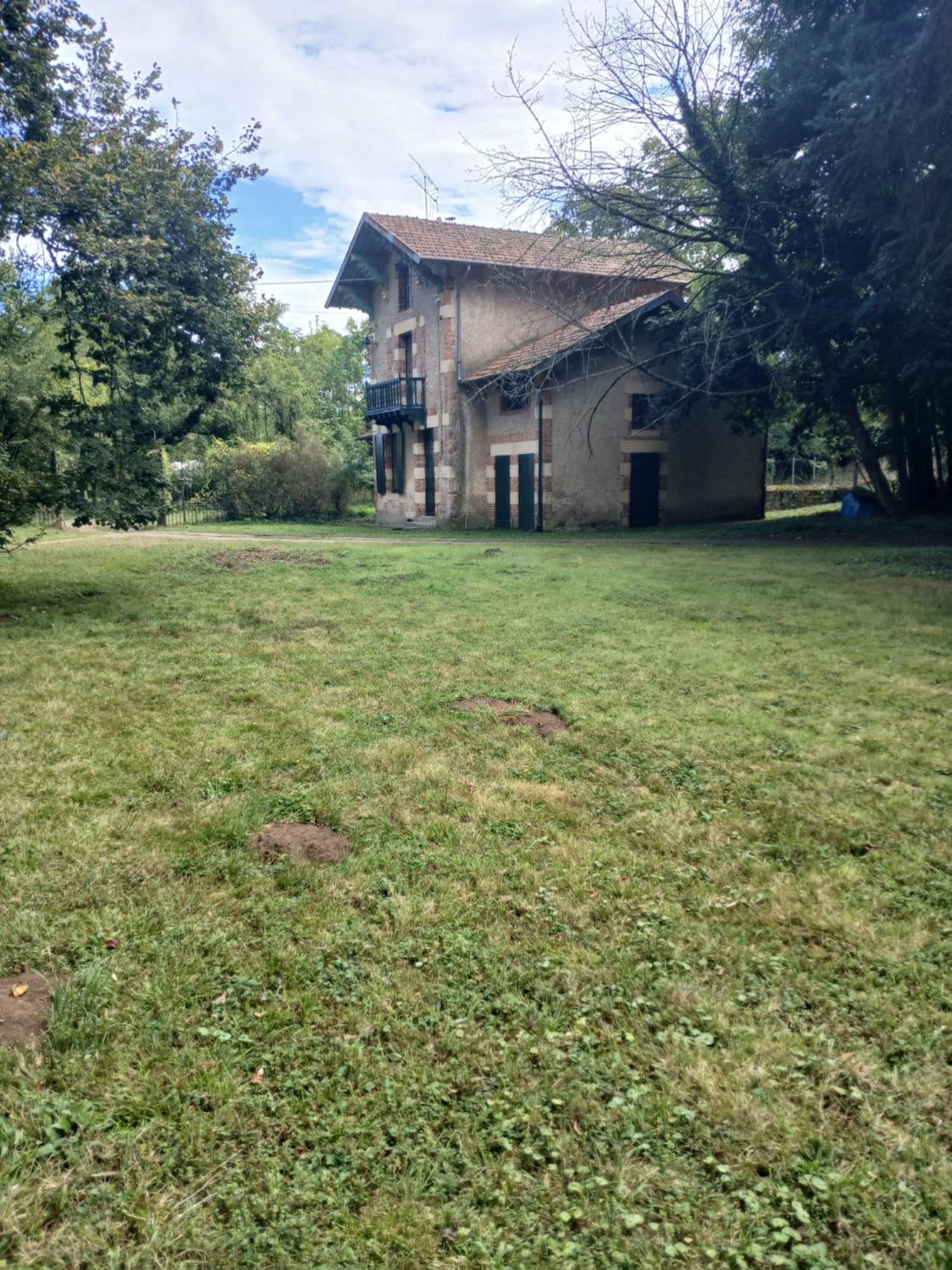 Chateau De Maucouvent Challuy 외부 사진